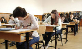 Începe Evaluarea Națională 2024. Peste 500.000 de elevi susțin de luni, 13 mai, examene la Română, Matematică Științe ale Naturii și Maternă 
