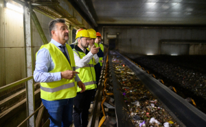 Ministrul Mediului a venit la Țuțora, să vadă cum se sortează gunoiul