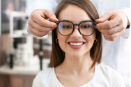 Cum te obișnuiești cu noua pereche de ochelari 