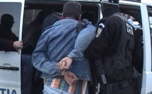 Urmărit internațional pentru trafic de persoane, un bărbat a fost prins la Ciurea