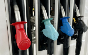 Intervenţie în forţă în scandalul carburanţilor! Se pregătesc amenzi uriaşe: „Sancţiunile vor fi aplicate la nivelul maxim!”