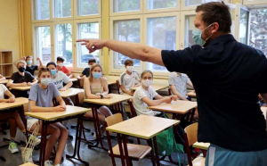 Criză profundă de profesori pentru meditații, la Iași