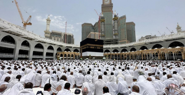Peste două milioane de musulmani au început Pelerinajul de la Mecca