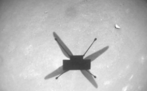 Incident ciudat pe Marte: un obiect necunoscut se agață de elicopterul NASA