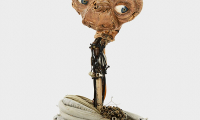 Capul legendarului E.T., scos la licitație
