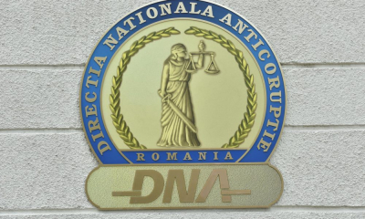 Primarul comunei Drăguşeni, reţinut de procurorii DNA