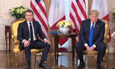 Trump a dezvăluit o discuție privată cu Macron și l-a imitat în fața alegătorilor. A stârnit hohote în mulțime