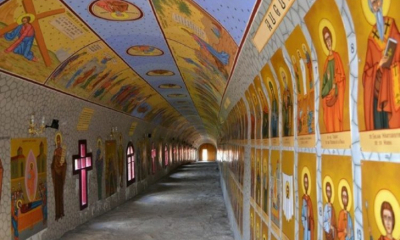 Tunelul cu 365 de sfinţi de la Straja a devenit o adevărată atracţie turistică