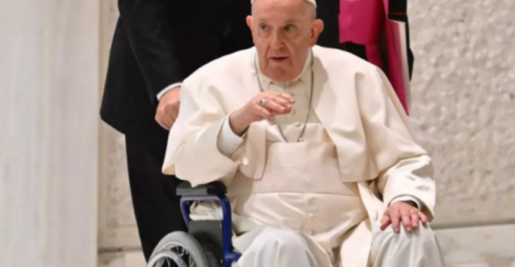 Papa cere renunțarea la rețelele sociale în Postul Mare