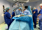   Medici din Iaşi şi din SUA au stat mai bine de 10 ore în sala de operaţii de la IRO