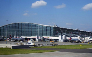 Blue Air are două curse către aeroportul Heathrow