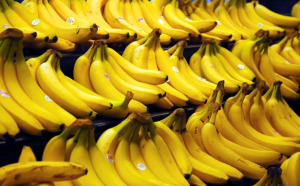Cum a ajuns România un puternic exportator de banane. Trabucuri, geamantane și nave de război, pe lista produselor vândute altor ţări