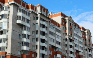Jumătate dintre români se tem că și-ar pierde casele
