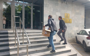 Judecătoarea din Suceava îi sfătuia pe traficanții de droguri să fugă în Italia