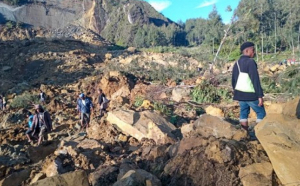 2.000 de oameni au murit în urma unei alunecări de teren în Papua Noua Guinee