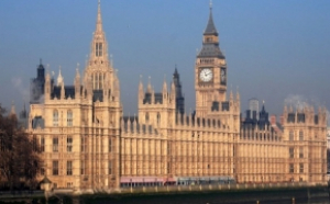 Sfârșit de eră la Palatul Westminster! Parlamentul britanic, dizolvat cu 5 săptămâni înainte de alegeri - ce spun sondajele