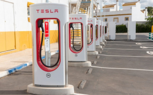 Bulgaria, din nou în fața României: Tesla va inaugura în acest an o stație de încărcare pentru mașini electrice la Plovdiv