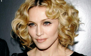 Madonna a pozat topless, la 61 de ani, și a postat fotografia pe Instagram! Cum arată vedeta fără Photoshop și ce mesaje i-au transmis fanii