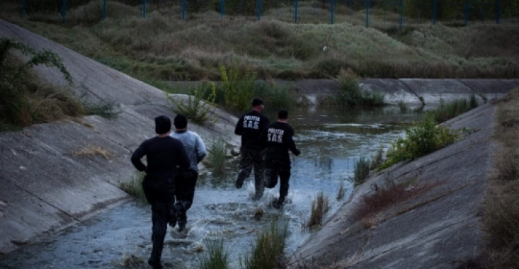 Doi poliţişti au fost linşaţi de un grup de săteni, la Mironeasa!