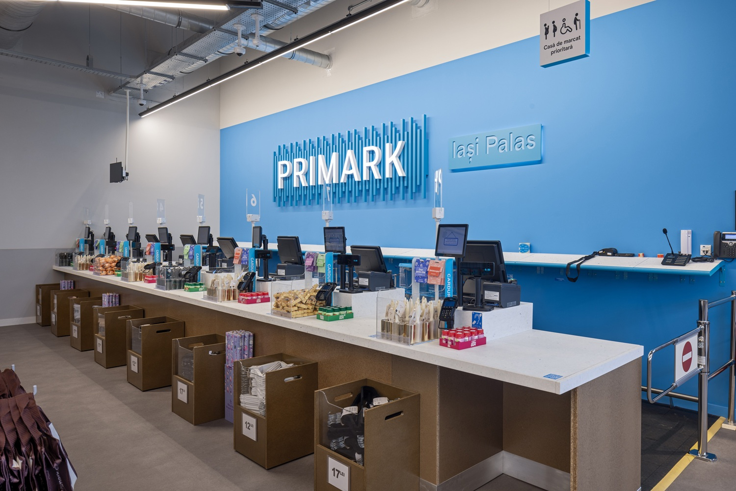 Primark a ajuns la Iași: investiție de 10 milioane de euro și 115 noi locuri de muncă