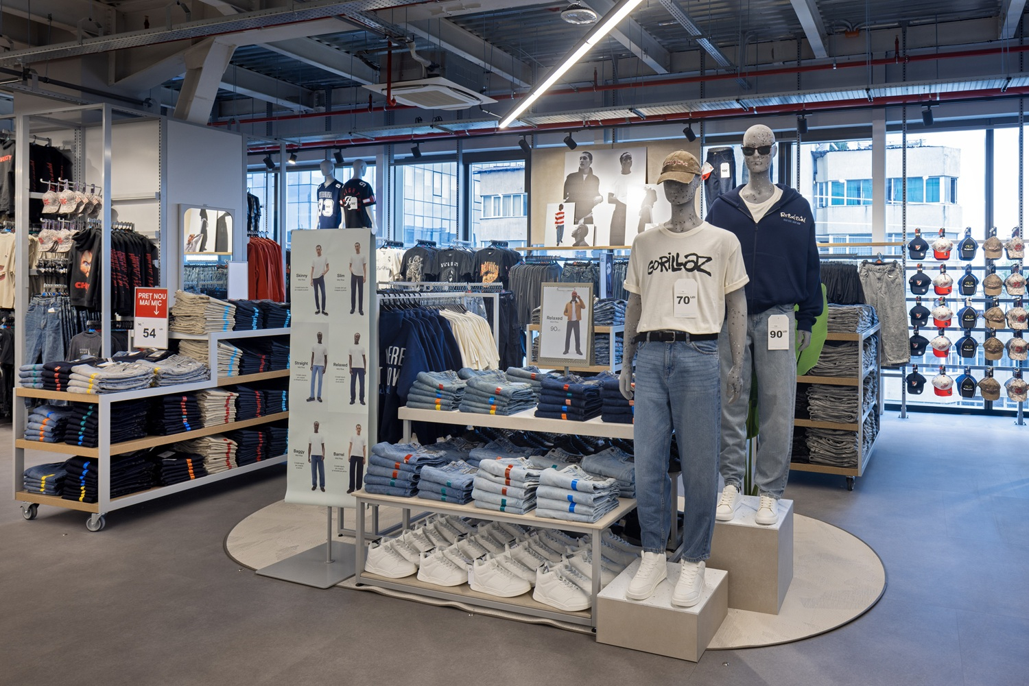 Primark a ajuns la Iași: investiție de 10 milioane de euro și 115 noi locuri de muncă