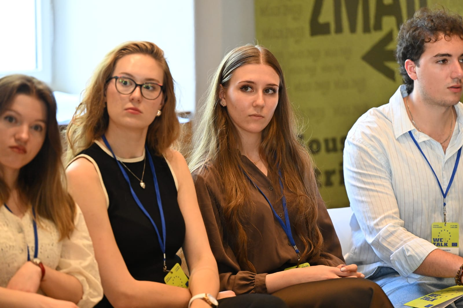 O elevă din Iași, vocea României în politicile digitale UE