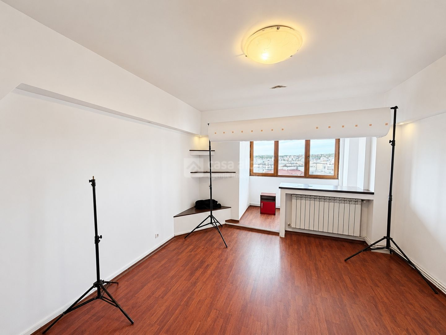 OFERTA DE EXCEPTIE! Alexandru cel Bun - Pasarela O. Bancila, 3 camere 68mp, disponibil imediat, lift nou, doua debarale