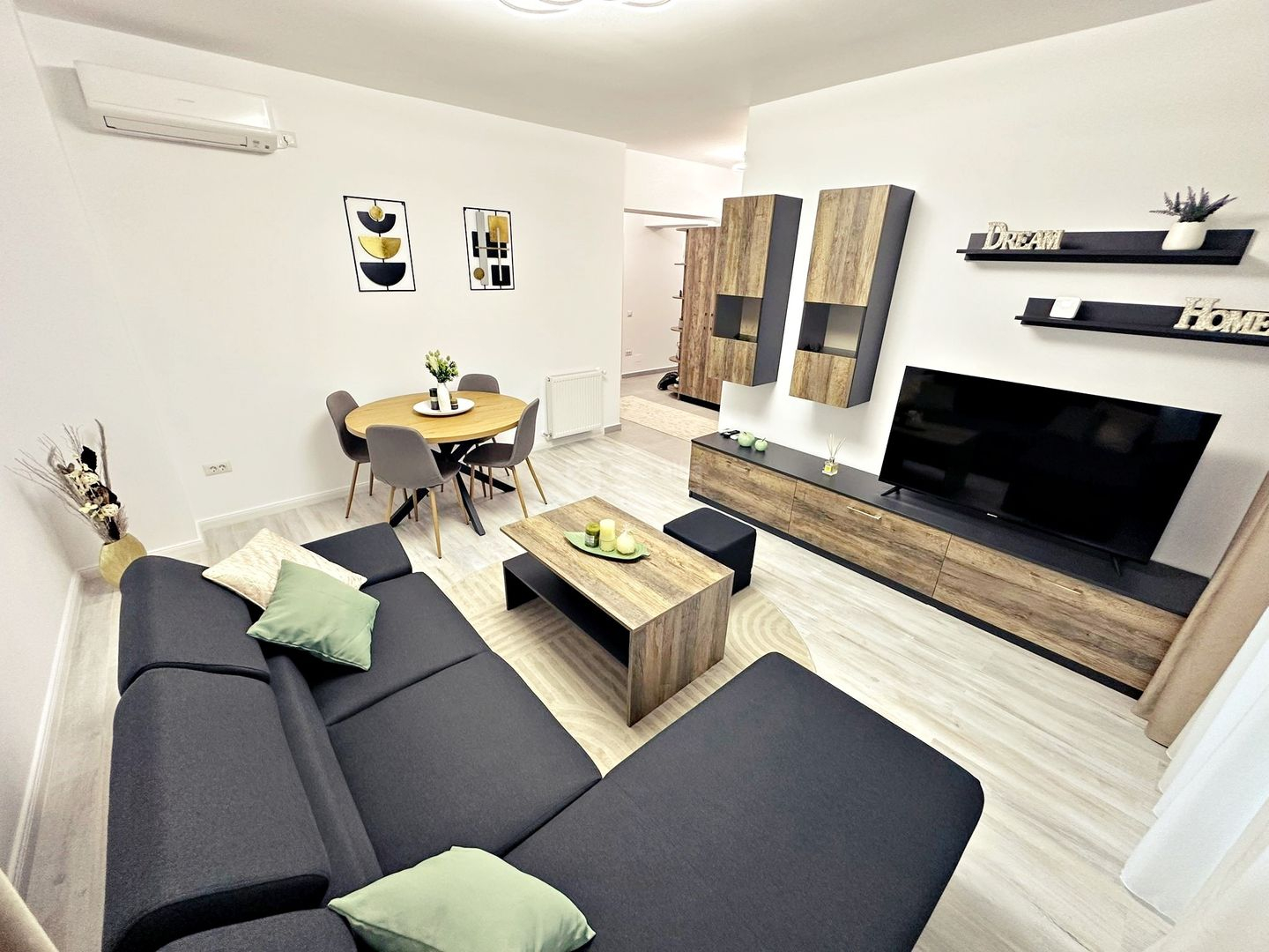 Unirea Towers, 2 camere superb, parcare subterana, priveliste wow