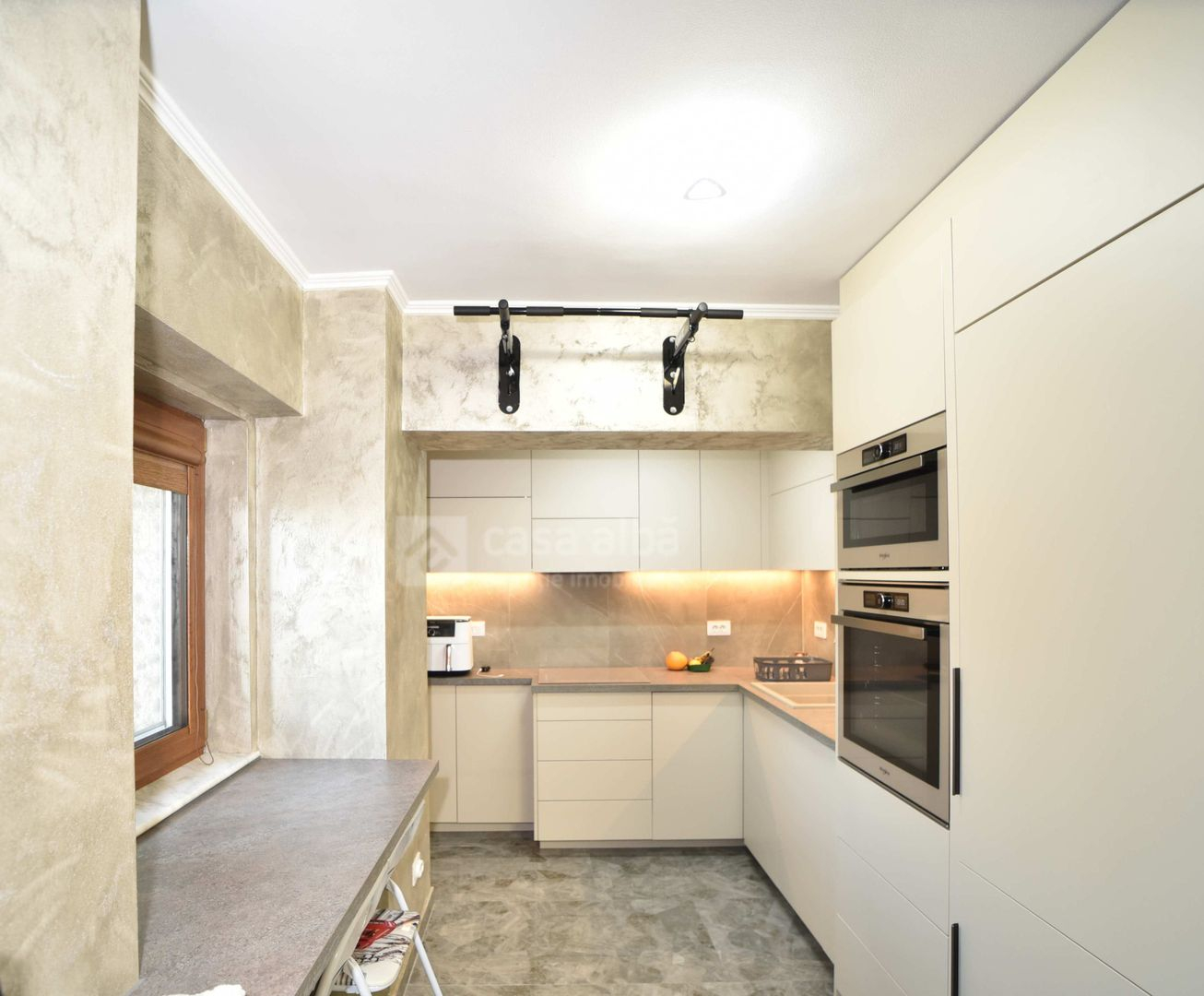 Ultracentral - Anastasie Panu, 3 camere renovat, mobilat & utilat, boxa, parcare