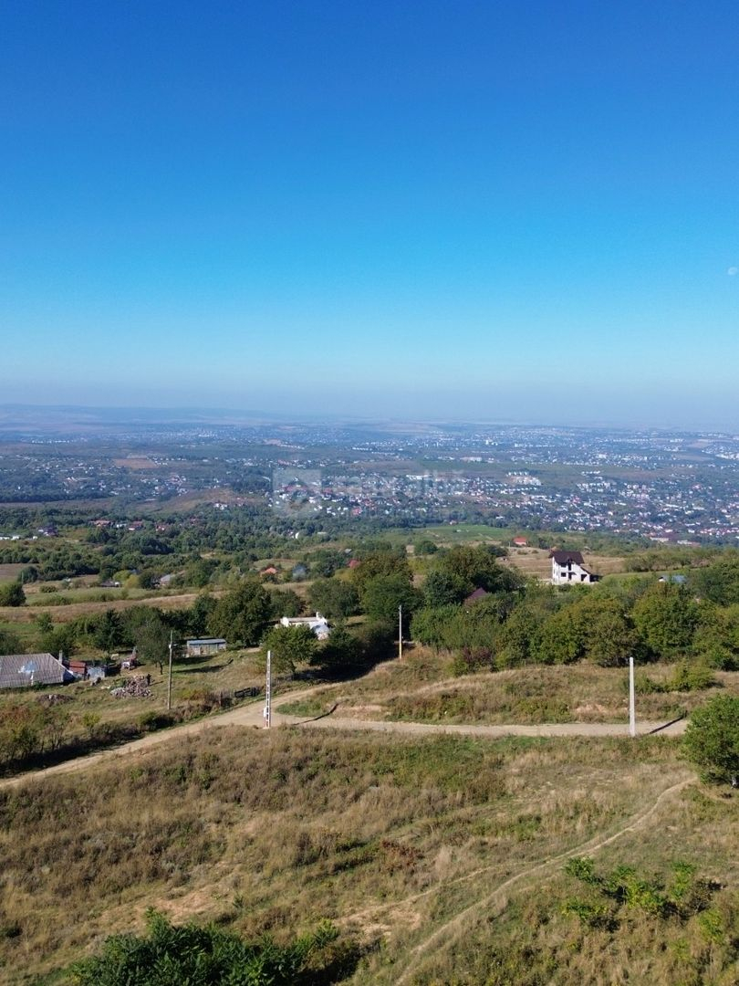 Teren 10.000mp plan, 350m altitudine | Barnova-Paun | POT 35%, CUT 0.9