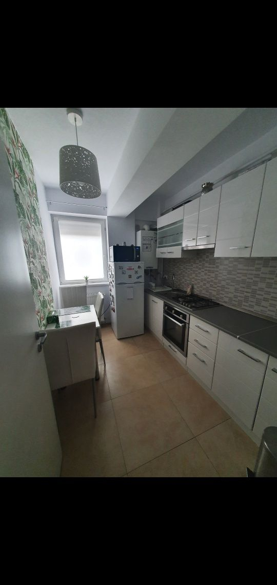 Vând ap 3 camere Moara de Vânt