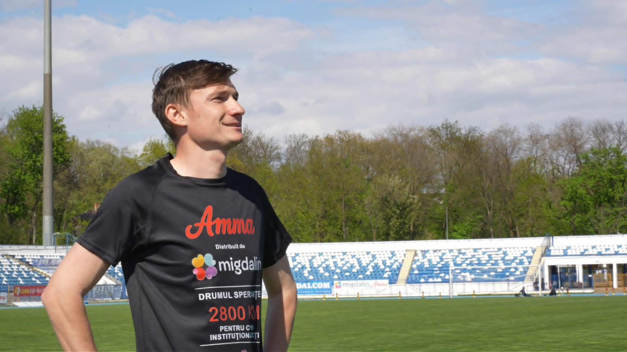 Un ultramaratonist ieșean va alerga 2.800 km pentru copiii abandonați