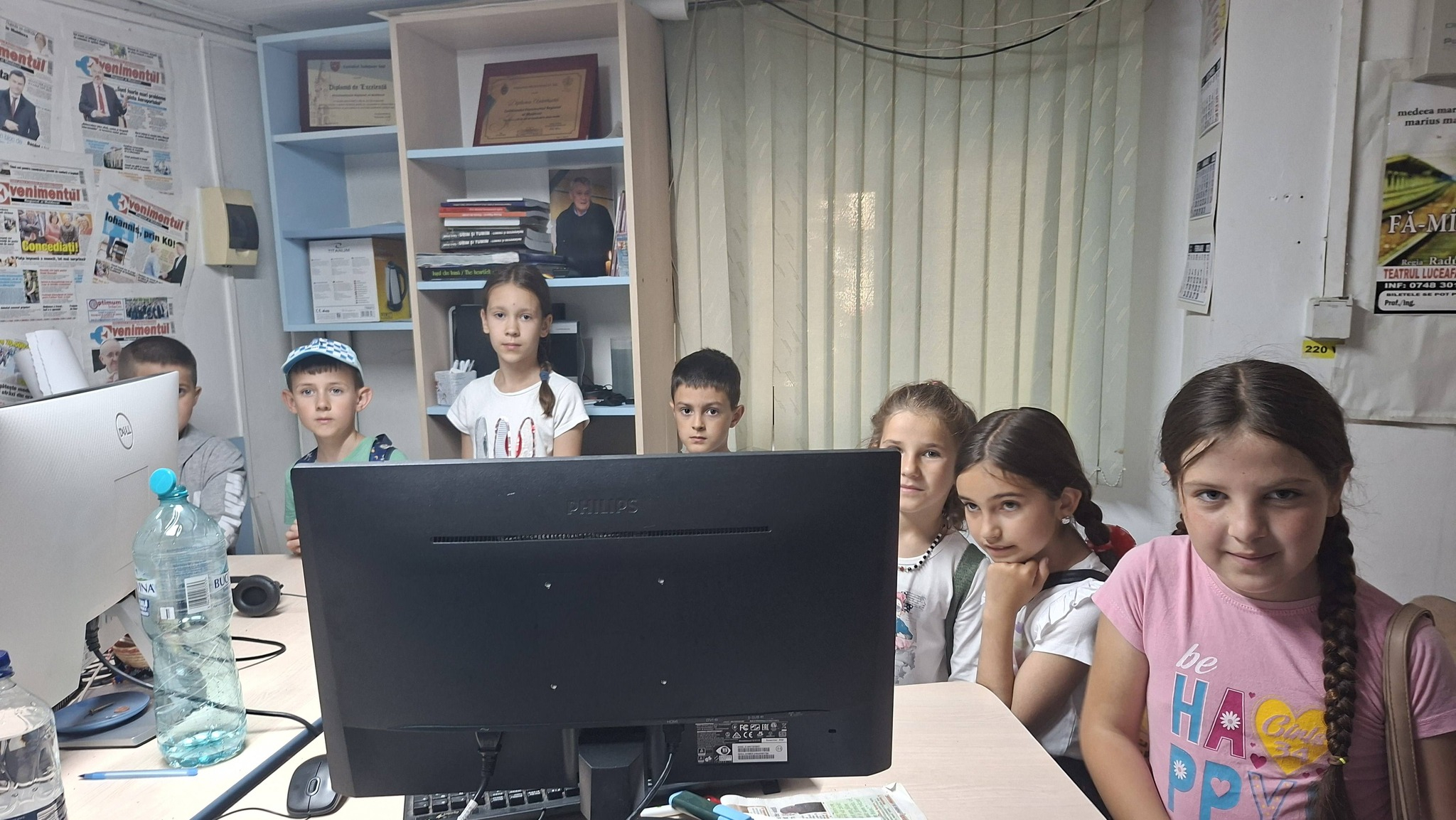Oaspeți la Ziarul Evenimentul, de Ziua Învățătorului
