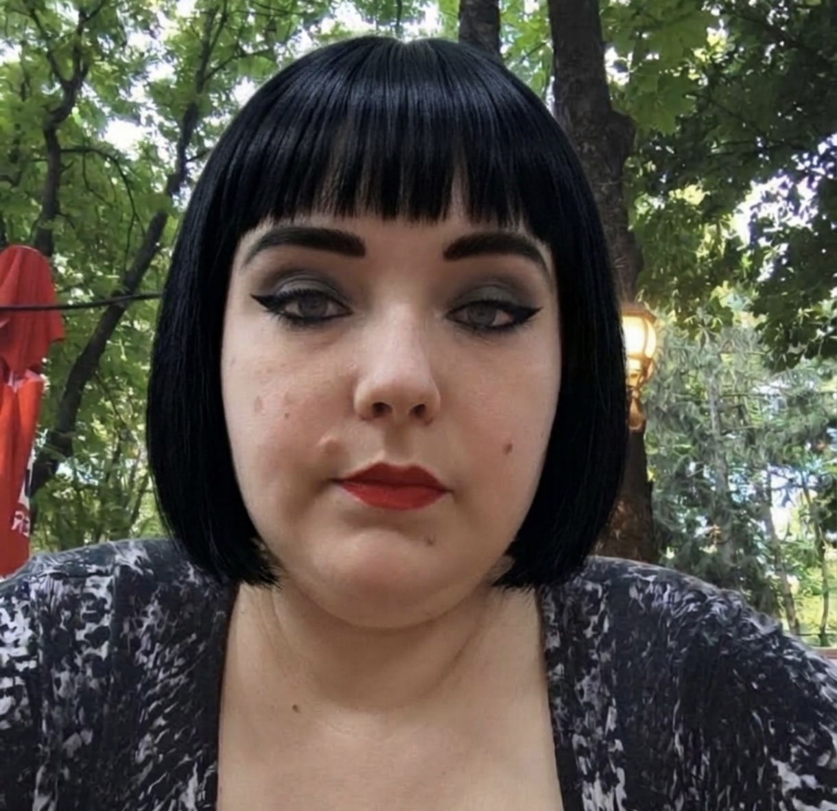 FEMEIE, CAUT BĂRBAT NOU!