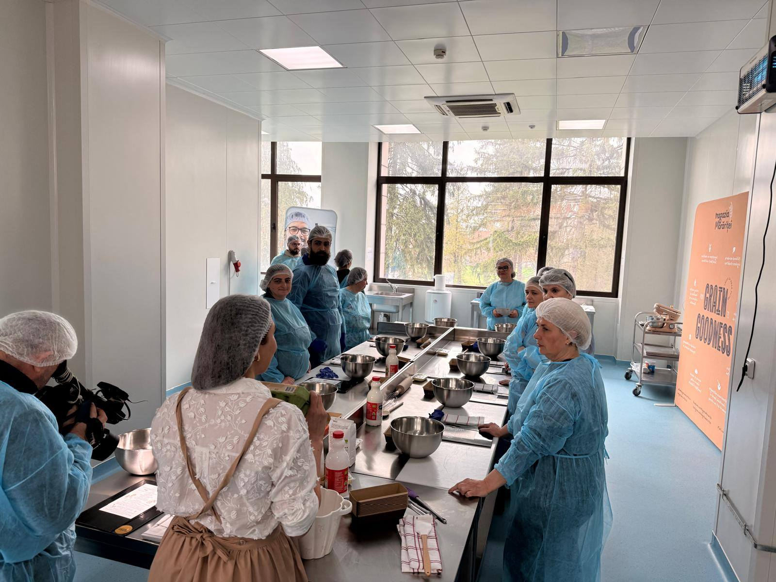 Atelier de cozonaci la Facultatea de Agricultură a USV Iași: educație alimentară, ingrediente ecologice și gust autentic românesc