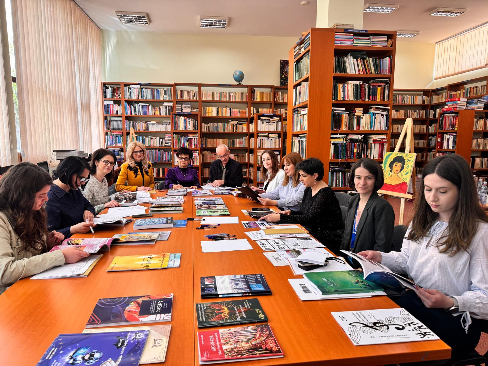 Revistele școlare din Iași intră în competiția națională. Vezi care sunt cele zece publicații