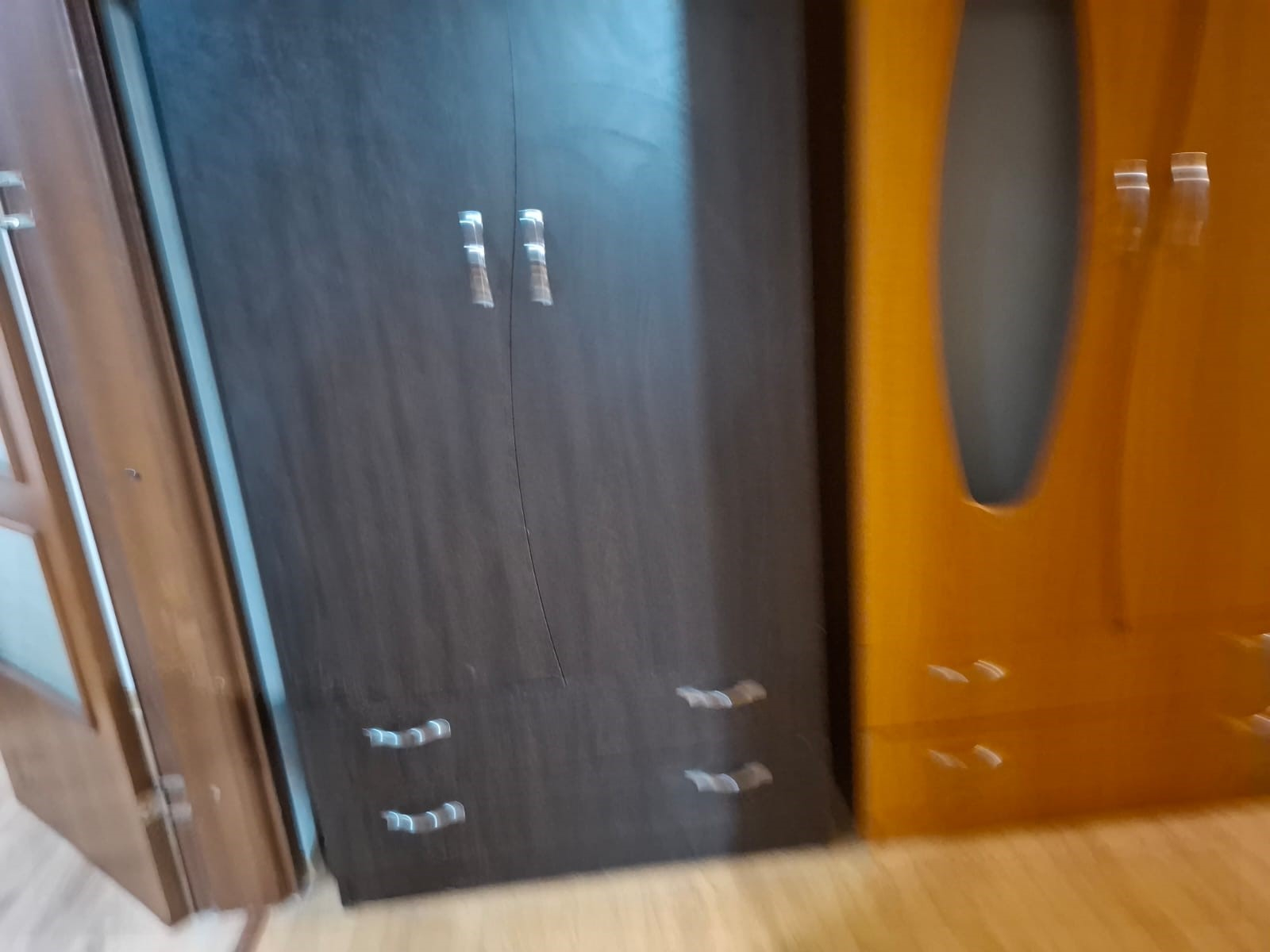 Inchiriez ap. 2 camere decomandat, 52 mp, Piata Voievozilor