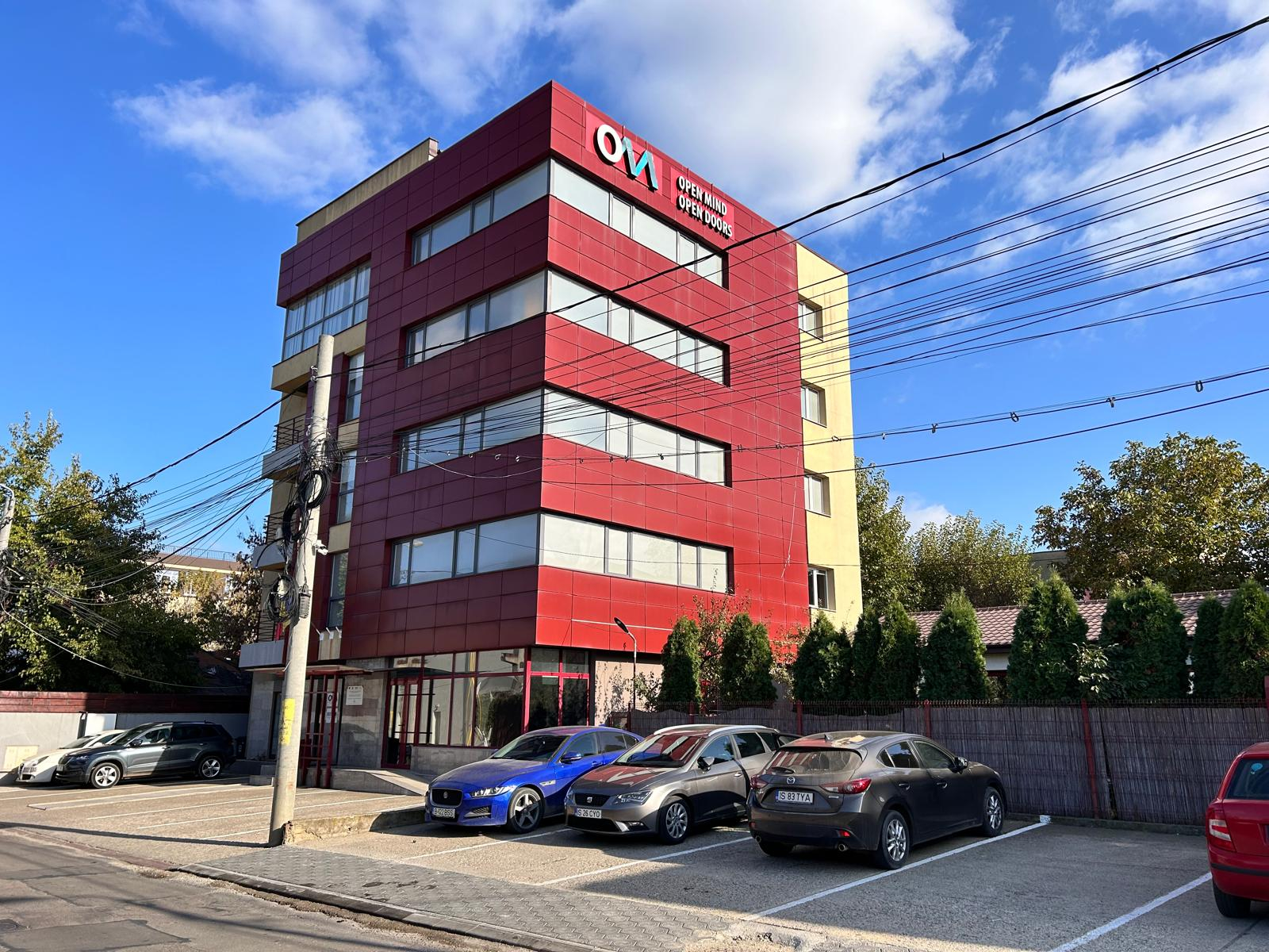 Spatiu comercial modern 50–700 mp, cladire P+4E, Iasi, zona Jumbo