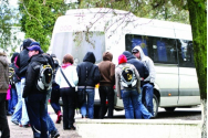 Transportul elevilor spre Iaşi, în atenţia consilierilor locali