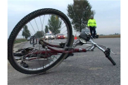  Biciclist ajuns la spital, după o tamponare