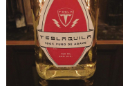 Elon Musk vinde tequila. O sticlă costă 250 de dolari, iar primul lot s-a epuizat deja