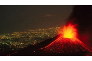 FOTO/VIDEO - Vulcanul Etna a erupt din nou