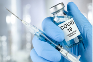 Cea de-a doua tranșă de vaccin împotriva COVID a ajuns în România. Cele mai multe doze vor ajunge la București, Cluj și Iași