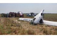 Avion căzut lângă Bucureşti. Imagini de la locul prăbuşirii - FOTO