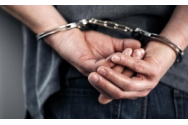 Trei bărbaţi din Vaslui, arestaţi preventiv sub acuzaţia de camătă şi şantaj: Percepeau dobândă dobândă şi de sută la sută
