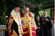 Zi mare în Bucovina lui Ștefan: IPS Calinic, noul întâistătător al Arhiepiscopiei Sucevei și Rădăuților, a fost întronizat