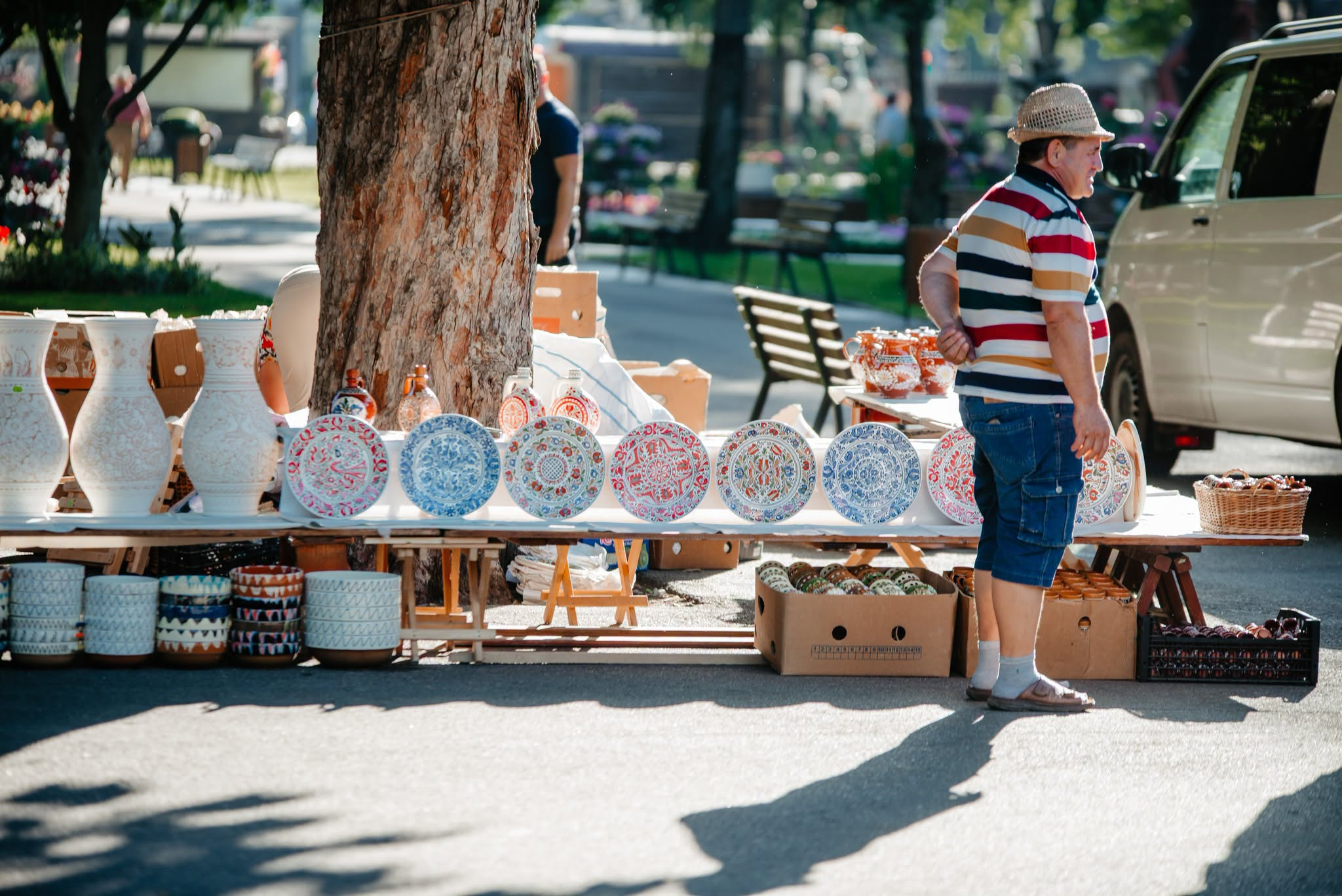 FOTO - Parcul Copou s-a transformat într-un muzeu viu al ceramicii!