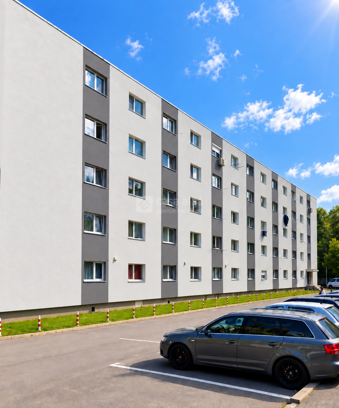 Frumoasa - bd. Poitiers, garsoniera renovata complet, bloc cu lift, LIBERA