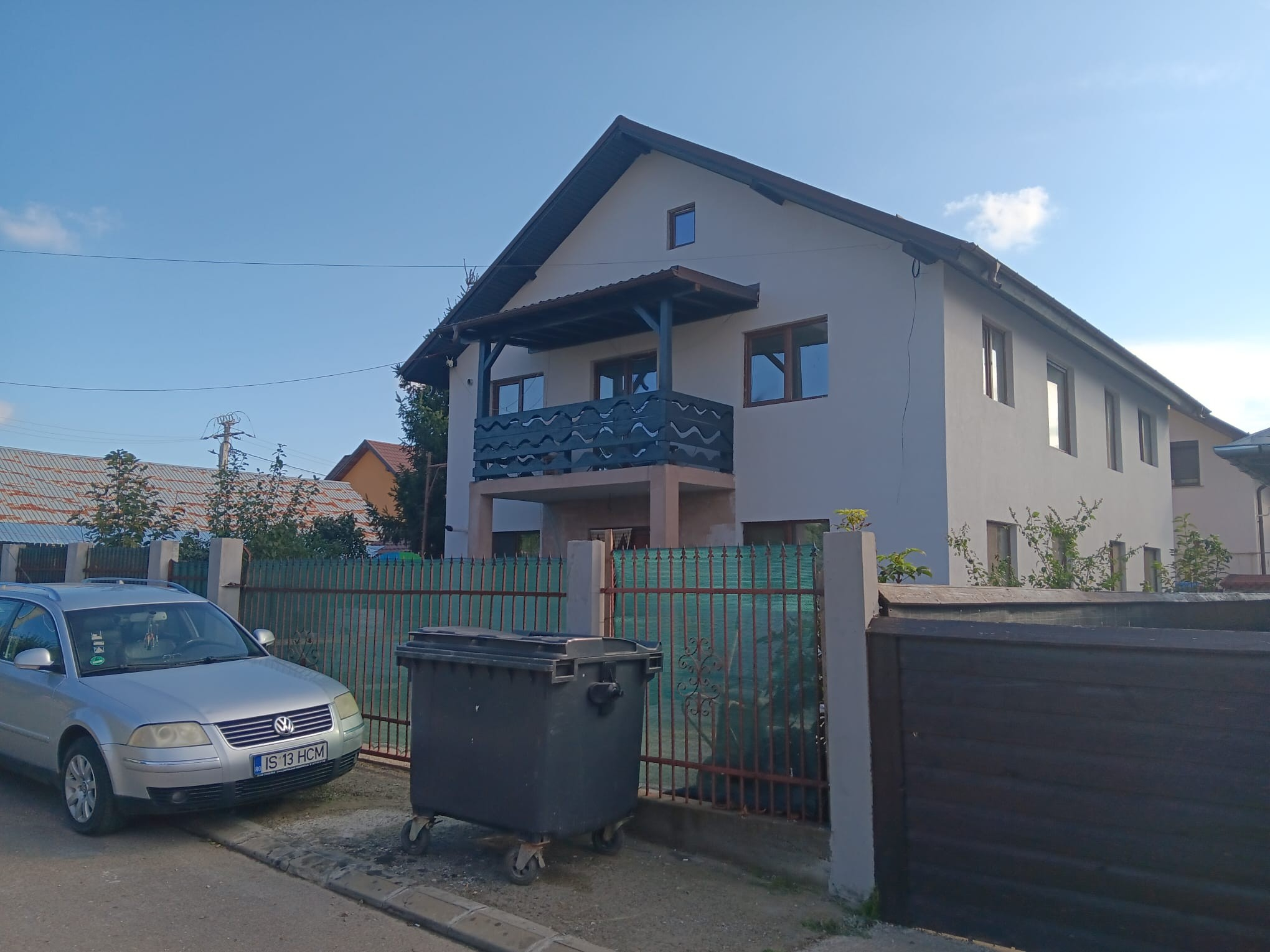 Vila P+ E su=193mp 8cam doua bai doua bucatarii Lunca Cetatuii centura iasi