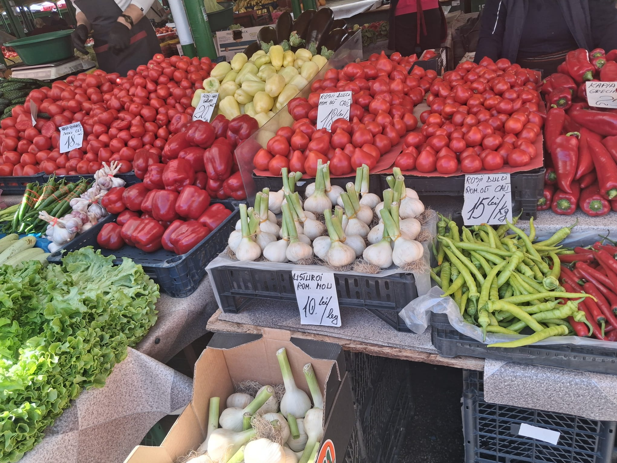 FOTO – Prețurile de astăzi, din Piața Alexandru cel Bun!